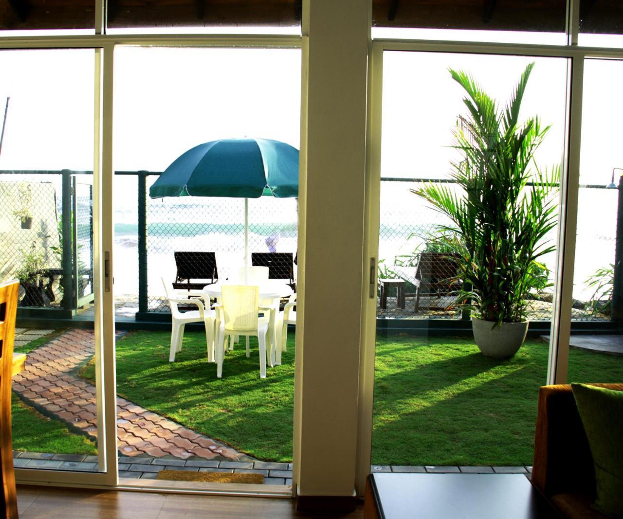 Beach Villa Randiya Galle Esterno foto